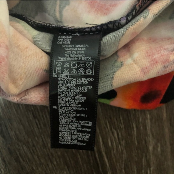 Forever 21 Vibrant Floral Fit & Flare Mini Dress - Black Bodice | Size M - Picture 5 of 6